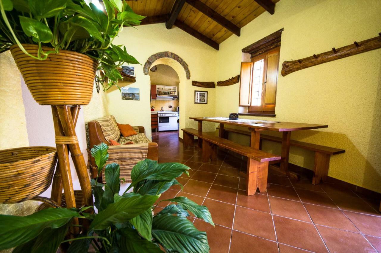B&B I Menhir Sorgono Extérieur photo